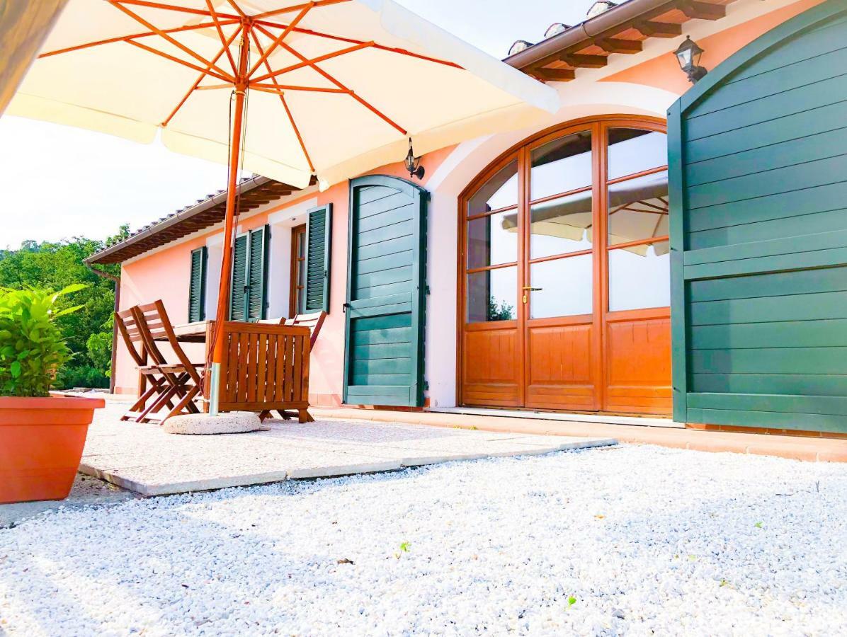 Villino Al Dotto Country House Lucques Extérieur photo